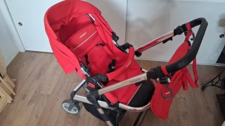 Carro de bebé rojo Foppapedretti