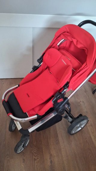 Carro de bebé rojo Foppapedretti