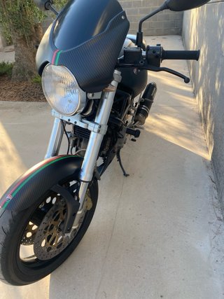 Ducati Monster 620i averiada