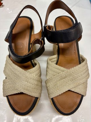 Sandalias Bimba y Lola piel y esparto Liquidación