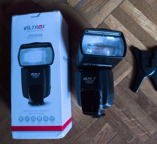 Flash Viltrox JY680A