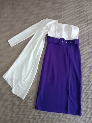 Vestido evento morado y blanco talla 40/42