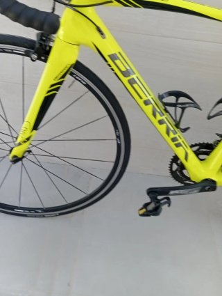 Bicicleta de carretera Berria Falcon 2.1
