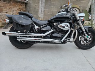 Suzuki Intruder M800 Negra
