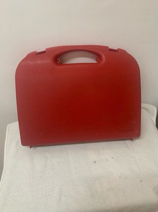 Maletin herramientas plastico rojo
