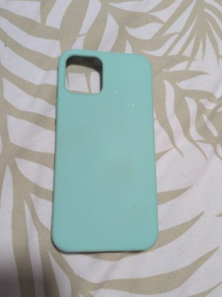 Fundas iPhone 12 (4 unidades) SE VENDEN JUNTAS
