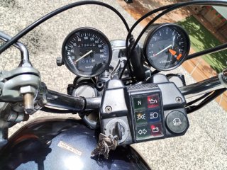Ducati Indiana 650 Cruiser Negra/Burdeos