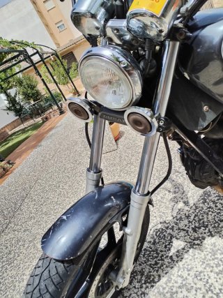 Ducati Indiana 650 Cruiser Negra/Burdeos