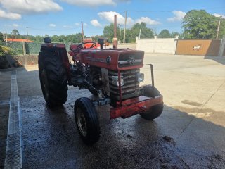 Tractor Massey Ferguson 157