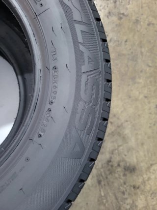 2 Neumáticos  195/70 R15C Lassa