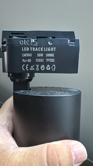 5 Focos LED Carril Monofásico 30W 3000K
