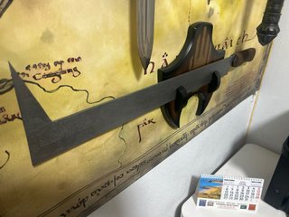 Espada Theoden y Uruk-hai