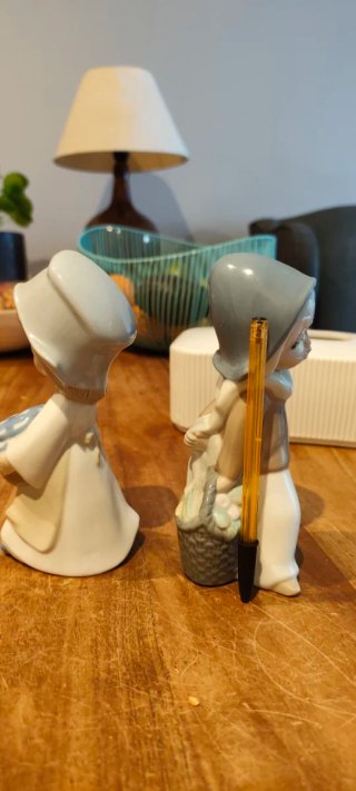 Porcelana Casades: 2 Niñas