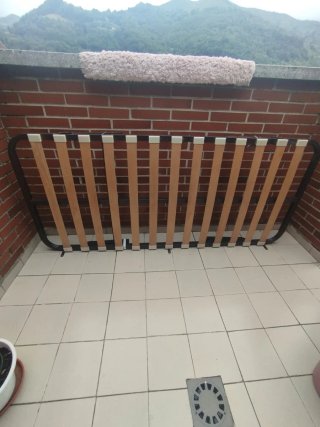 Somier Metálico y Madera