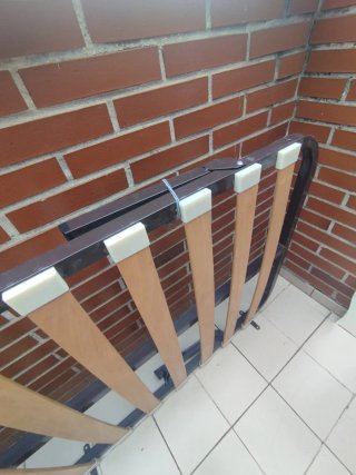 Somier Metálico y Madera