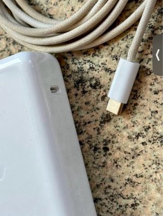Cargador Apple MacBook Pro 140W M5