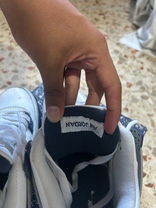 Jordan 4 Blue Cement