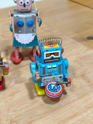 4 Robots de Cuerda Vintage