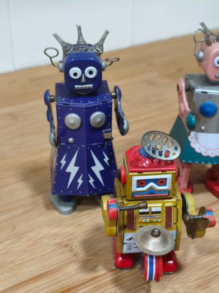 4 Robots de Cuerda Vintage