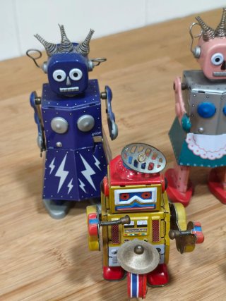 4 Robots de Cuerda Vintage