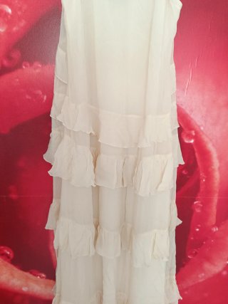 Abito Zara a balze beige