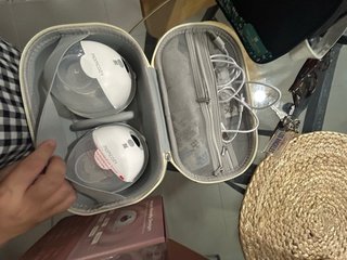 Sacaleches Momcozy M5 Portátil Doble