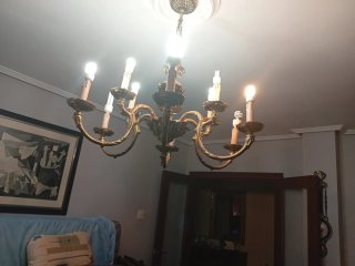 Lámpara de techo antigua dorada