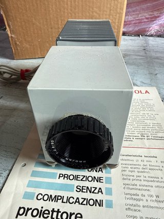 Proiettore Kindermann 100 ST per filmini