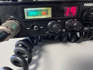 Radio CB President Taylor am/fm