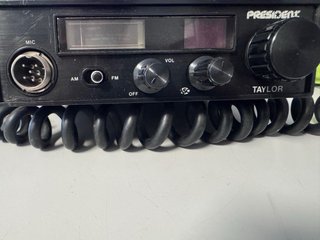 Radio CB President Taylor am/fm