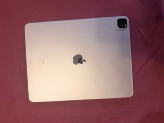 iPad Pro 5ª Gen 512GB 12,9” + Magic Keyboard
