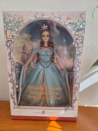 Barbie Princesa Etérea Collector