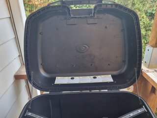 Baúl Givi Trekker 52 + Respaldo