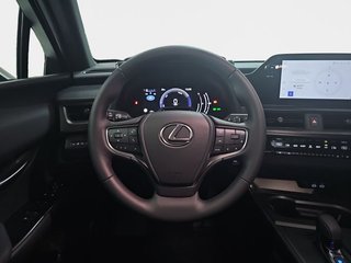 Lexus UX 2.0 300h UX Plus