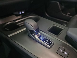 Lexus UX 2.0 300h UX Plus