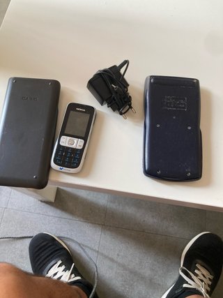 Lote 2 Calculadoras Casio fx-82MS + Móvil