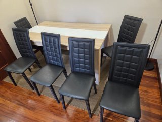 Mesa de comedor y 6 sillas