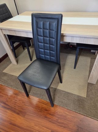 Mesa de comedor y 6 sillas
