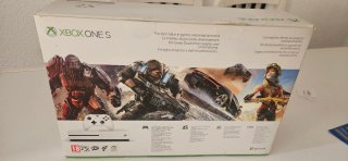 Xbox One S 1TB + 2 Juegos