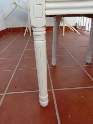 Silla de comedor estilo Luis XVI