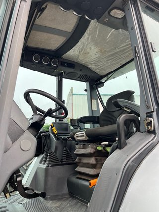 Tractor Lamborghini R5 130 con pala