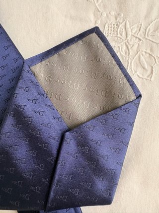 Cravatta Dior blu con monogramma