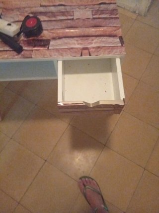Mueble auxiliar piedra y madera