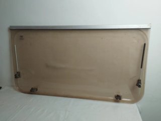Ventana caravana 104,5x57 Hueco 98*49,5 cm