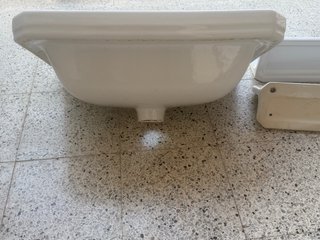 Pica antigua de porcelana