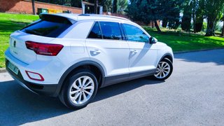 Volkswagen T-Roc 2023