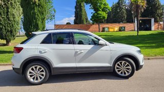 Volkswagen T-Roc 2023