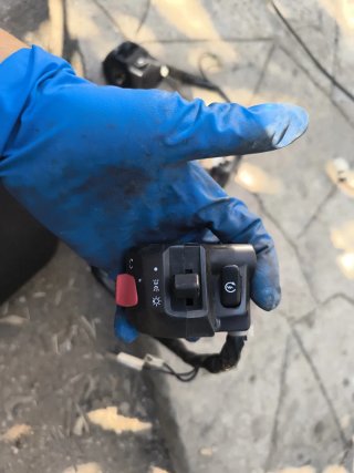 Commutatore devio luci Suzuki Burgman 400 99-01