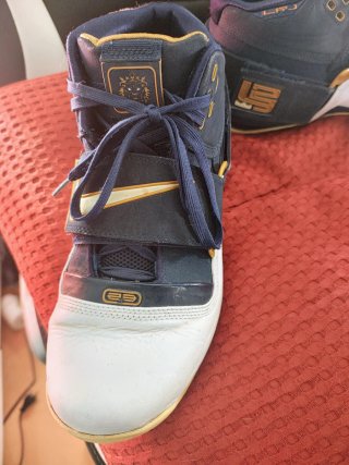 Nike LeBron Zapatillas Talla 43