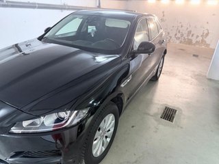Jaguar F-Pace 2017